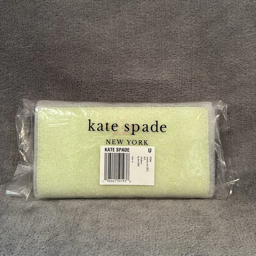 💚♠️💚KATE SPADE💚♠️💚Matcha Latte Madison Large Slim Bifold Wallet/NWT